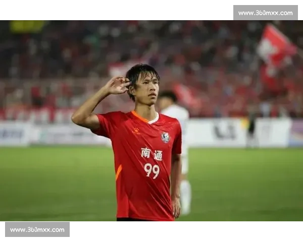 这进球够我吹一年!苏超球员凌空抽射,皮球化作炮弹!